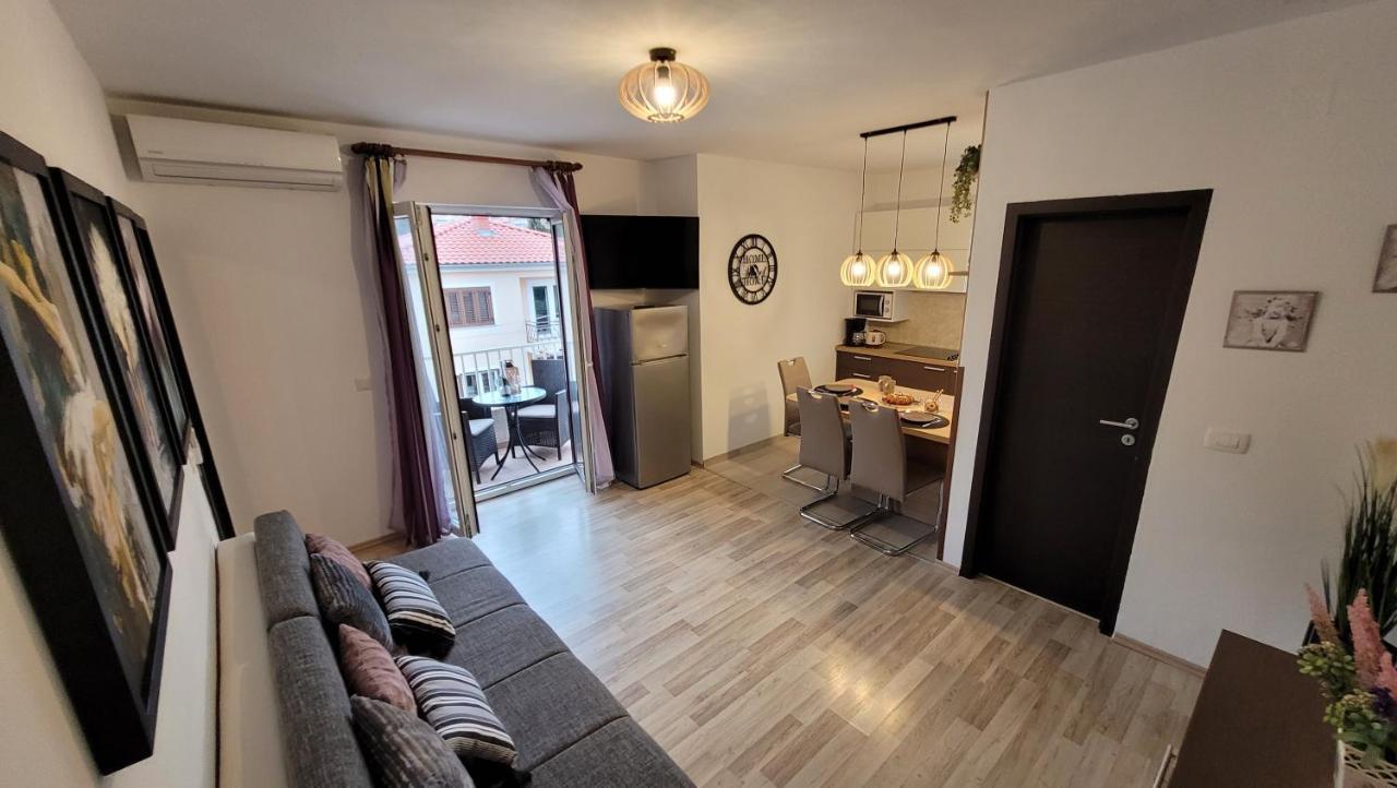 Lily Apartamento Krk Town Exterior foto